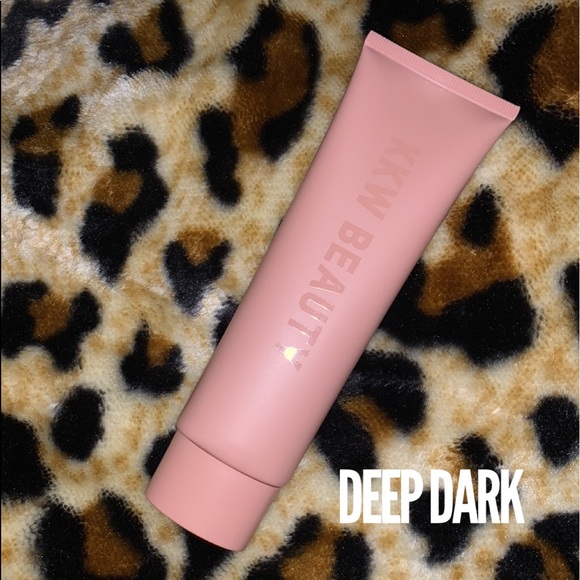 NIB KKW Beauty Skin Perfecting Body Foundation in DEEP DARK - 4oz